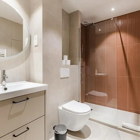 Luxury Grand Air-conditioned In The Heart Of Apartment Paris