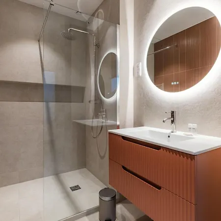 Luxury Grand Air-conditioned In The Heart Of Apartment Paris