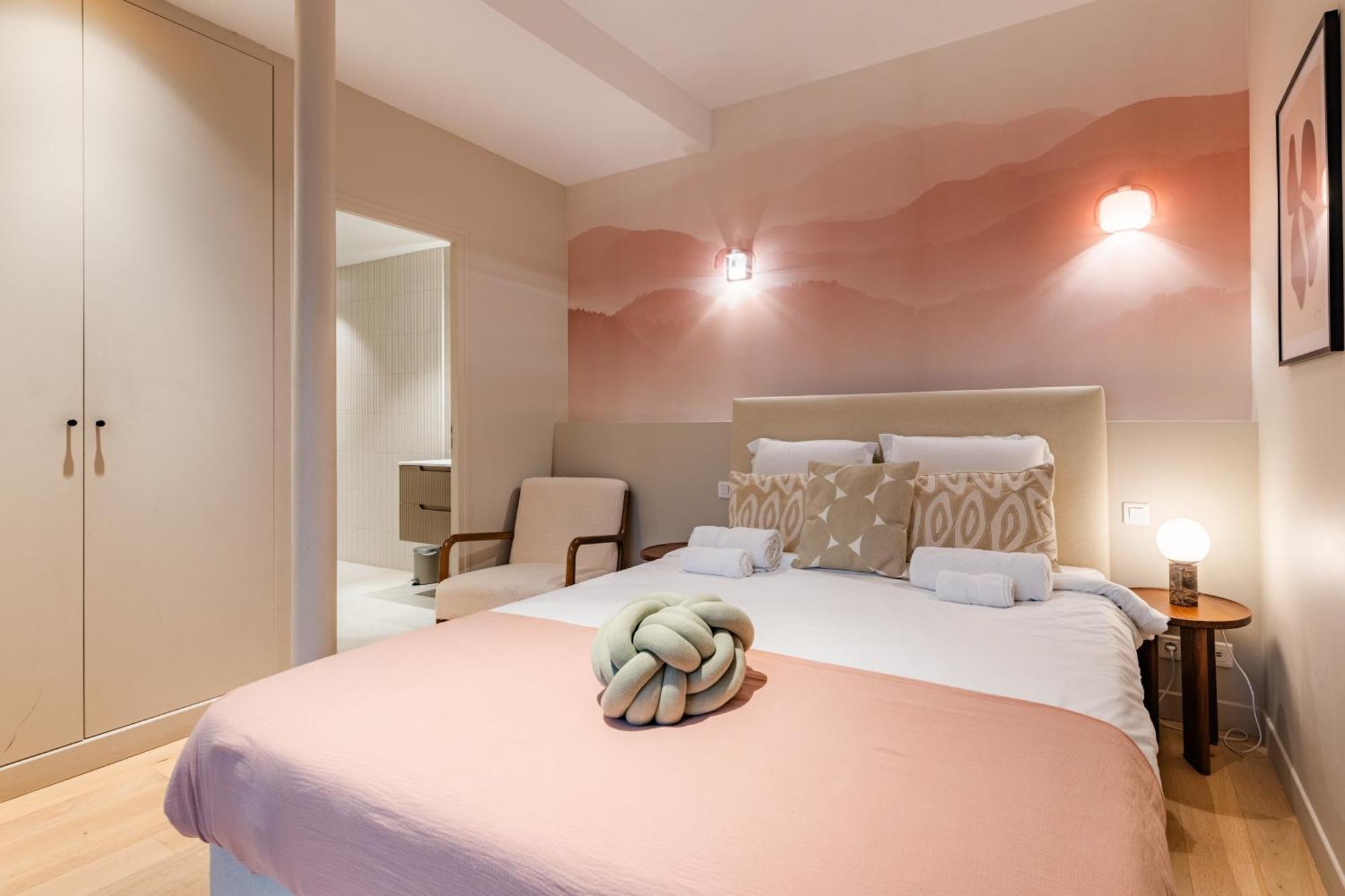Luxury Grand Air-conditioned In The Heart Of Apartment Paris