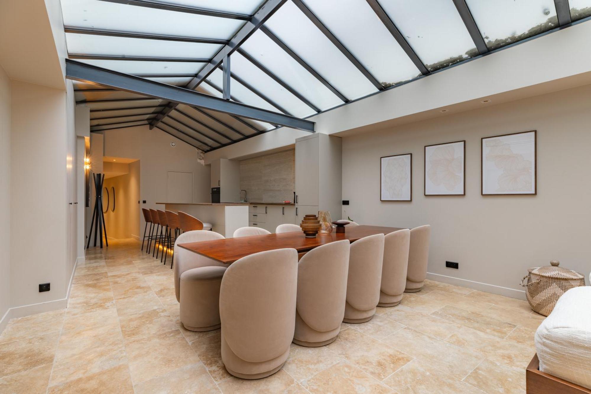 Luxury Grand Air-conditioned In The Heart Of