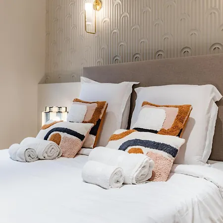 Luxury Grand Air-conditioned In The Heart Of * Parigi